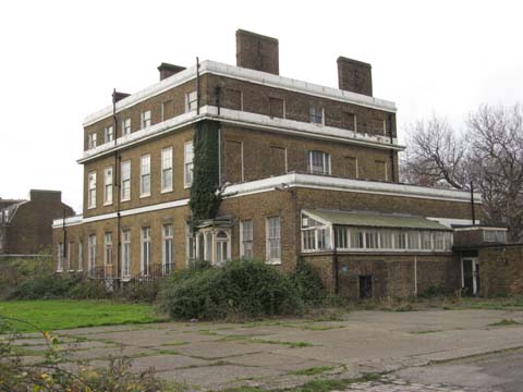 Dockyard House, Grade II* listed
